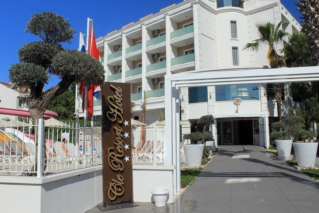 Cle Resort Hotel 말마리스 외부 사진