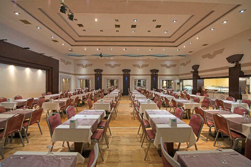 Cle Resort Hotel 말마리스 외부 사진
